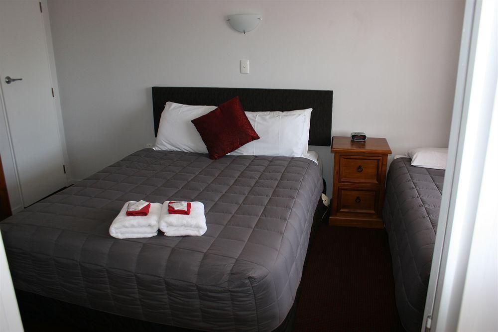 Burgundy Rose Motel Whangarei Exteriör bild