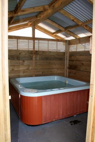 Burgundy Rose Motel Whangarei Exteriör bild